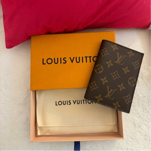 Louis Vuitton Handbags - Authentic Louis Vuitton Passport Holder - Microchipped